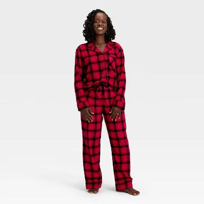 Women's Plaid Flannel Long Sleeve Shirt And Pants Holiday Matching Family Pajama Set - Wondershop™ Red/Black 6 Women's Plaid Flannel Long Sleeve Shirt And Pants Holiday Matching Family Pajama Set - Wondershop™ Red/Black - Image 4