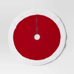 Christmas Plush With Fur Trim Tree Skirt Red And White - Wondershop™ -Wondershop GUEST 7494d0ba 396a 4a40 9827 6d195cf84405