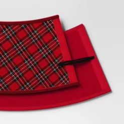 25'' Christmas Roll Up Plaid Tree Collar Red/Green - Wondershop™ 8 25'' Christmas Roll Up Plaid Tree Collar Red/Green - Wondershop™ -Wondershop GUEST 8319b39c 89c5 4886 9246 4656ad4a787a