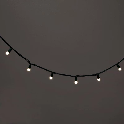 50ct LED Smooth Sphere Christmas String Lights With Green Wire - Wondershop™ 8 50ct LED Smooth Sphere Christmas String Lights With Green Wire - Wondershop™ - Image 6