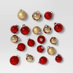 42ct Round Glass Christmas Tree Ornament Set - Wondershop™ 10 42ct Round Glass Christmas Tree Ornament Set - Wondershop™ -Wondershop GUEST f4481f1d c5f6 499c b280 03e2928c356a